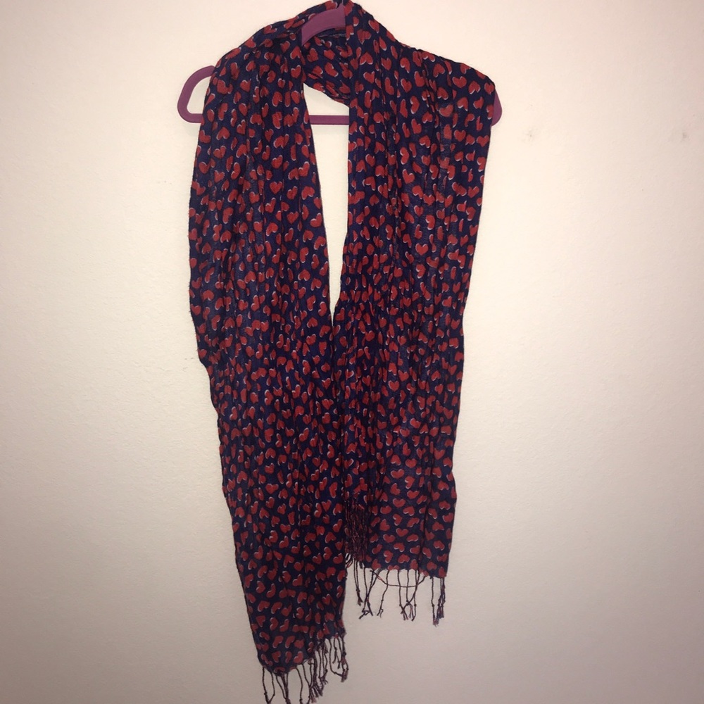 Lightweight scarf
